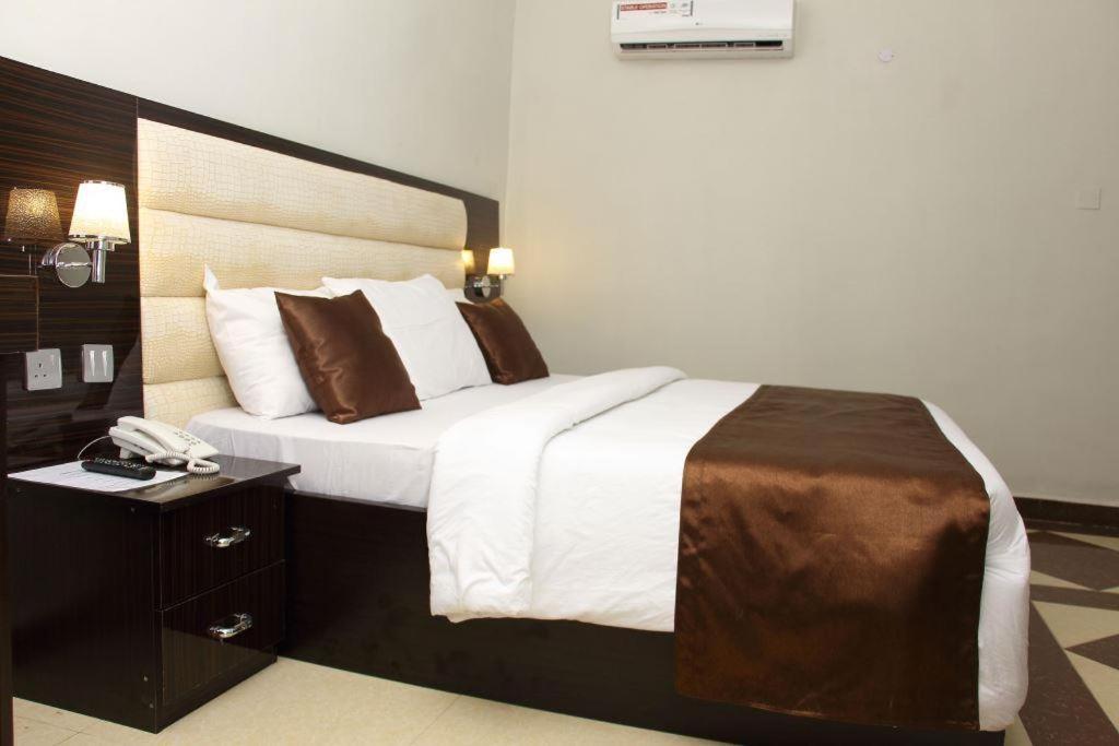 E-Suite Hotel Abuja Exterior foto